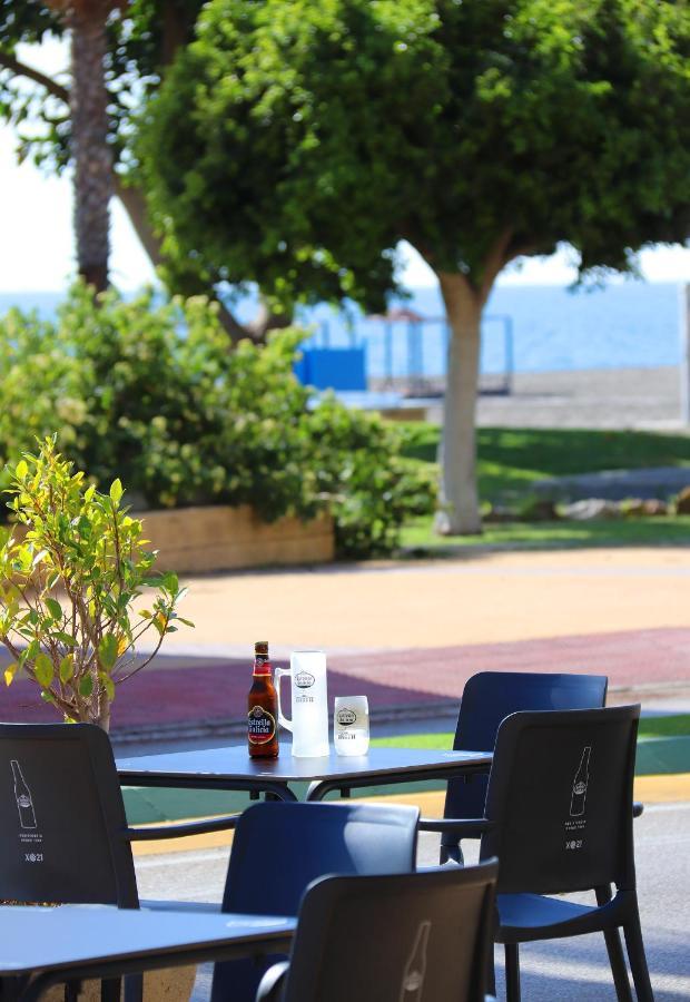 Hostal La Estacion Бенахарафе Екстериор снимка