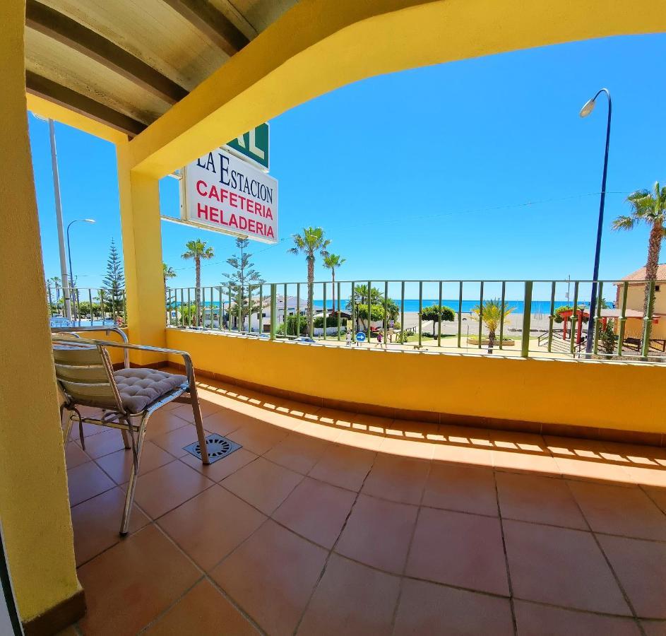 Hostal La Estacion Бенахарафе Екстериор снимка