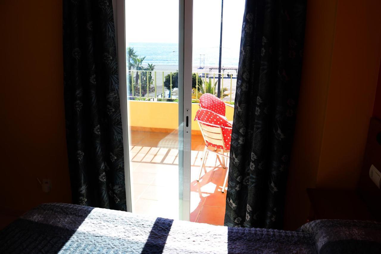 Hostal La Estacion Бенахарафе Екстериор снимка
